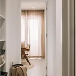Demba - 2 Bedrooms And Office In Arroios * Lisbona